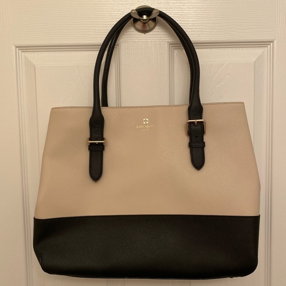 Authentic Kate Spade used only a few times! - Picture 1 of 3